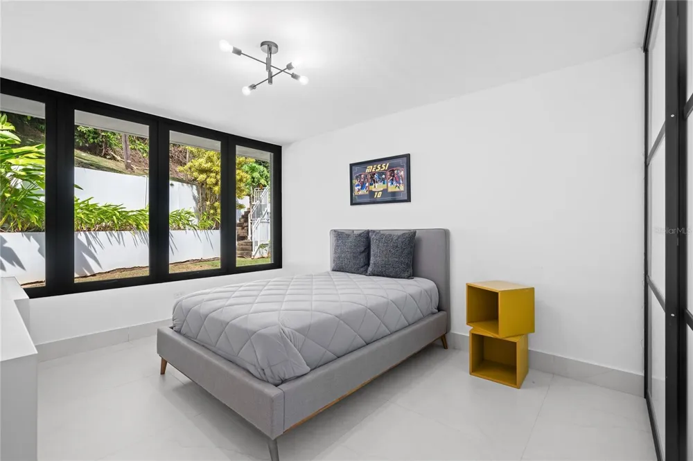 58 C Guaynabo, PR 00969