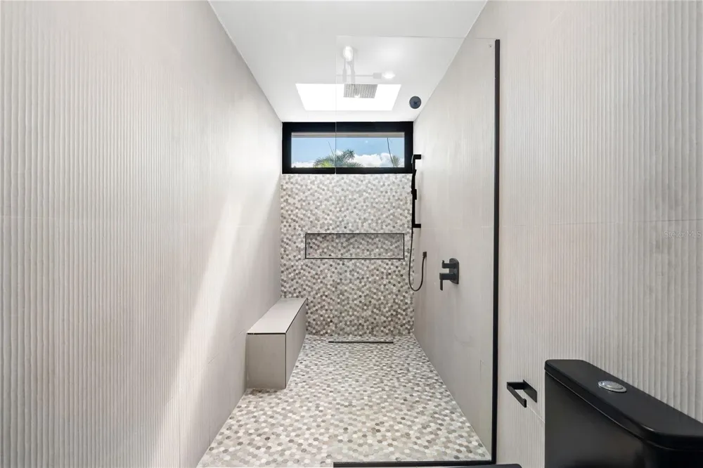 58 C Guaynabo, PR 00969