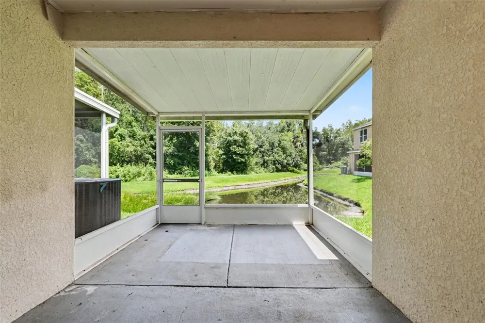 30153 BARNABY LANE Wesley Chapel, FL 33543