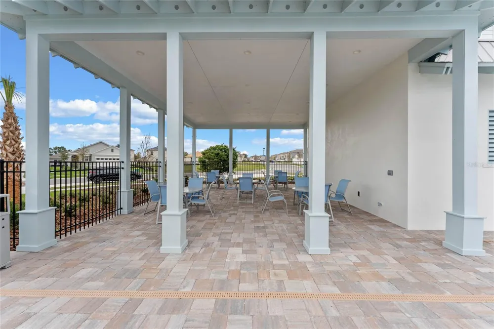 2698 ROWAN STREET Tavares, FL 32778