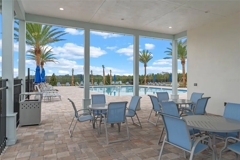 2698 ROWAN STREET Tavares, FL 32778