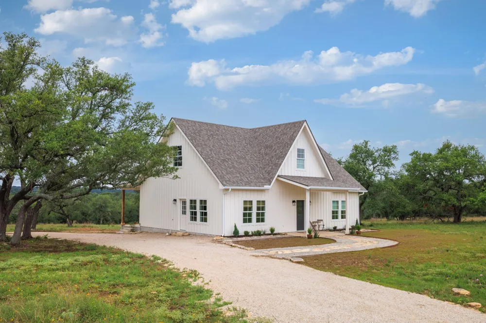 105 Colette Lane Blanco, TX 78606