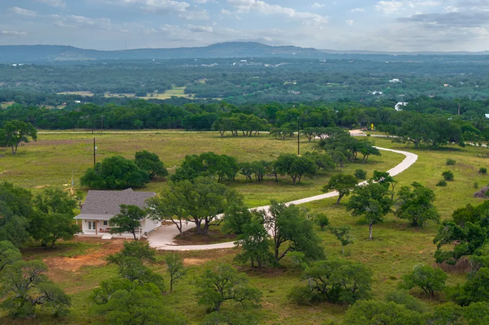 105 Colette Lane Blanco, TX 78606