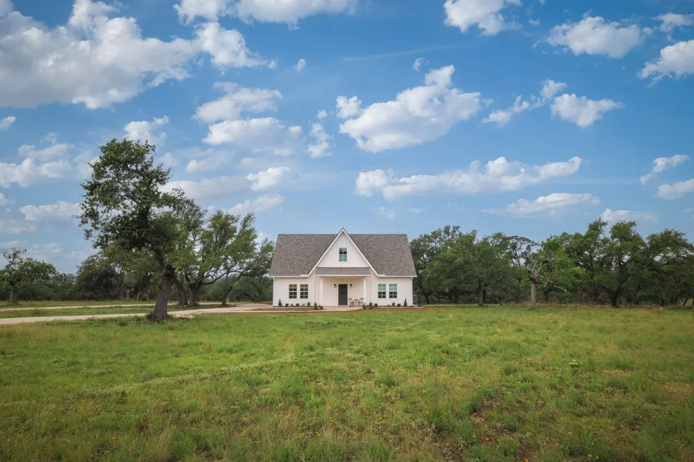 105 Colette Lane Blanco, TX 78606