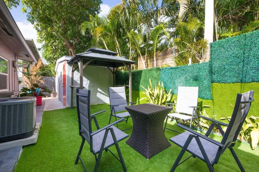 1425 NE 26th Drive #1-2 Wilton Manors, FL 33334