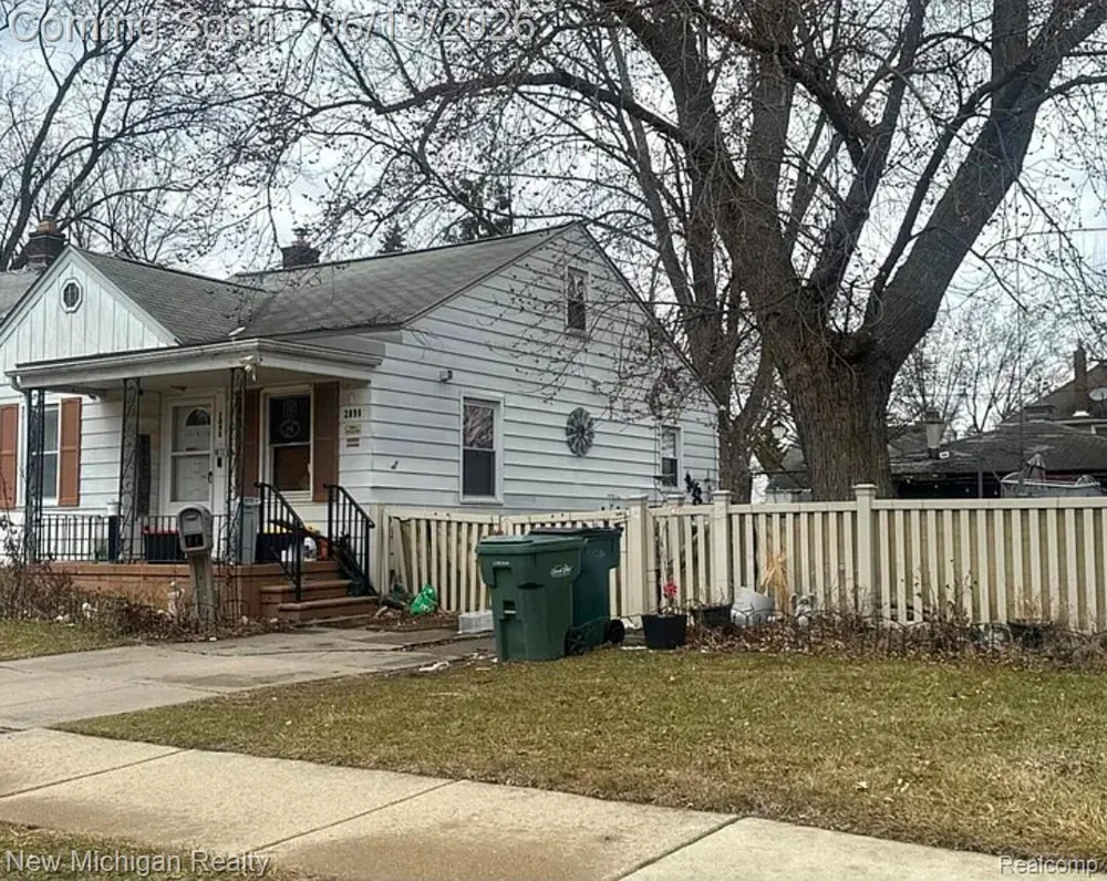 2090 Russell Avenue Lincoln Park City, MI 48146