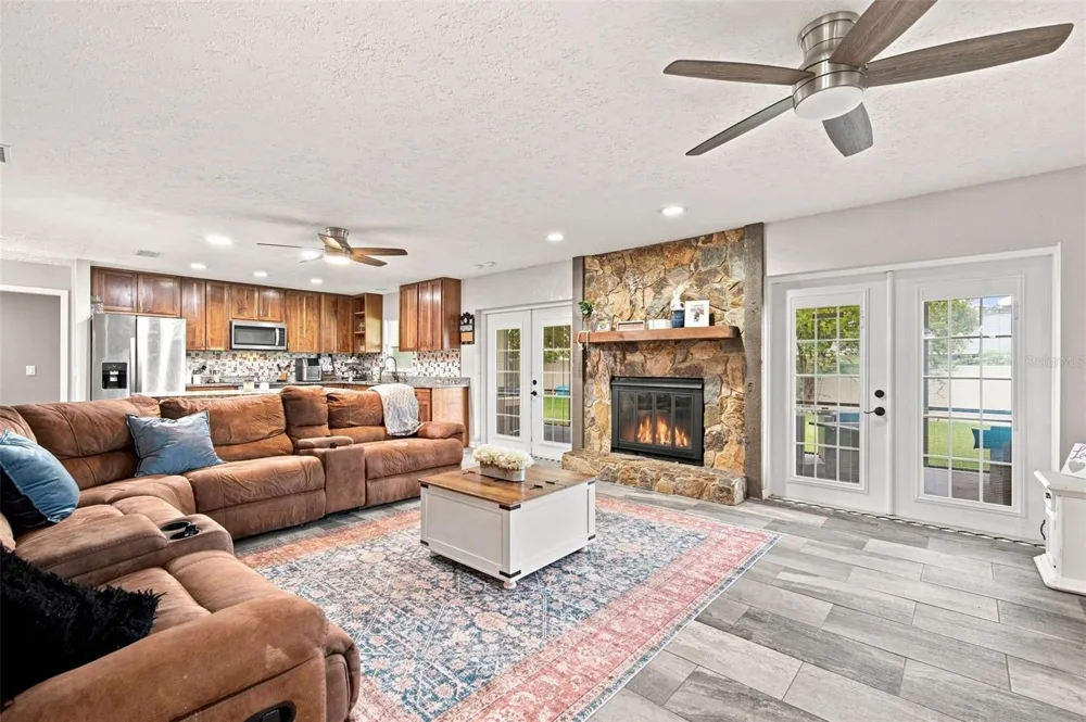 2901 BEAGLE PLACE Seffner, FL 33584