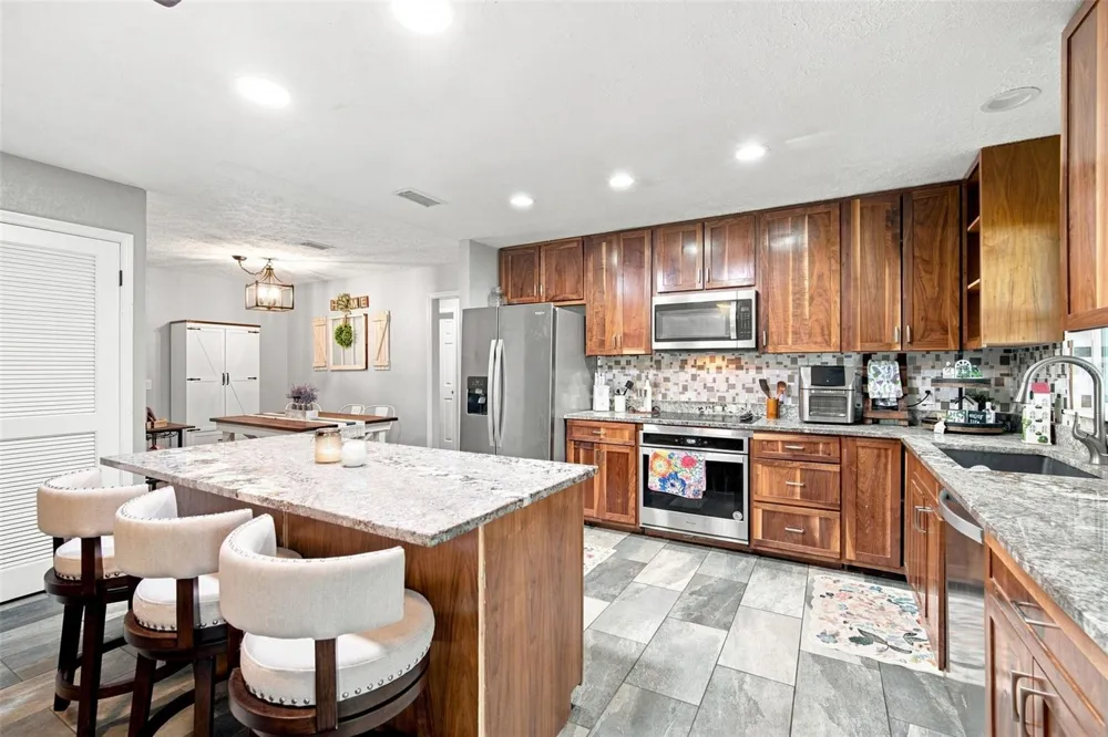 2901 BEAGLE PLACE Seffner, FL 33584