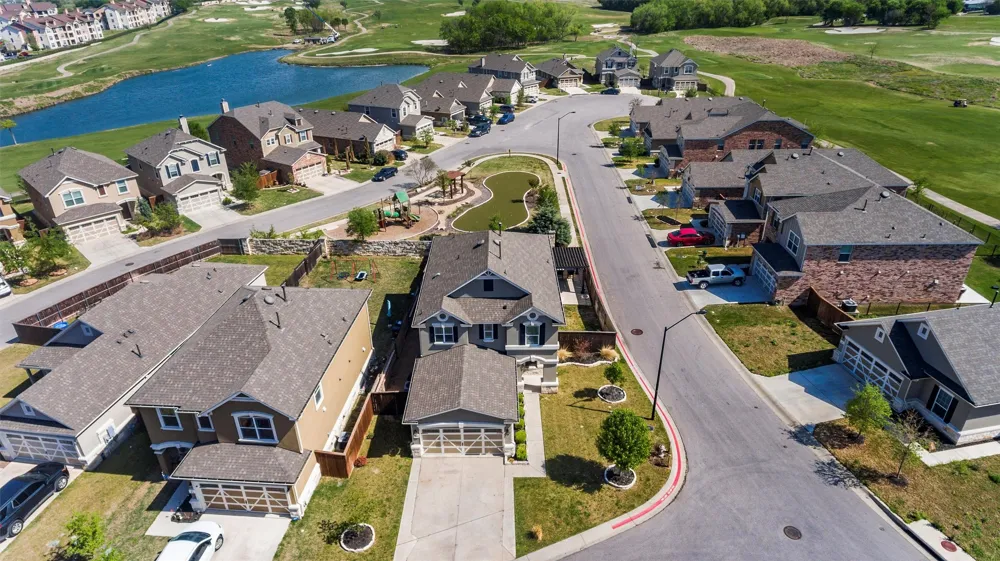 100 Speckle Park Drive Hutto, TX 78634