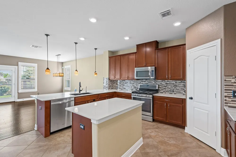 100 Speckle Park Drive Hutto, TX 78634