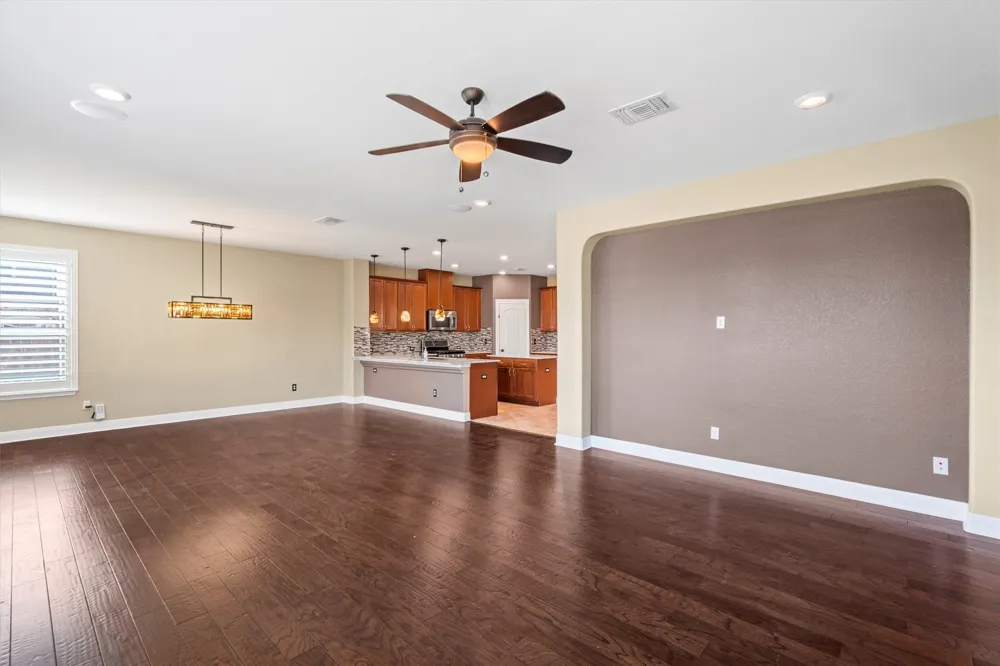 100 Speckle Park Drive Hutto, TX 78634