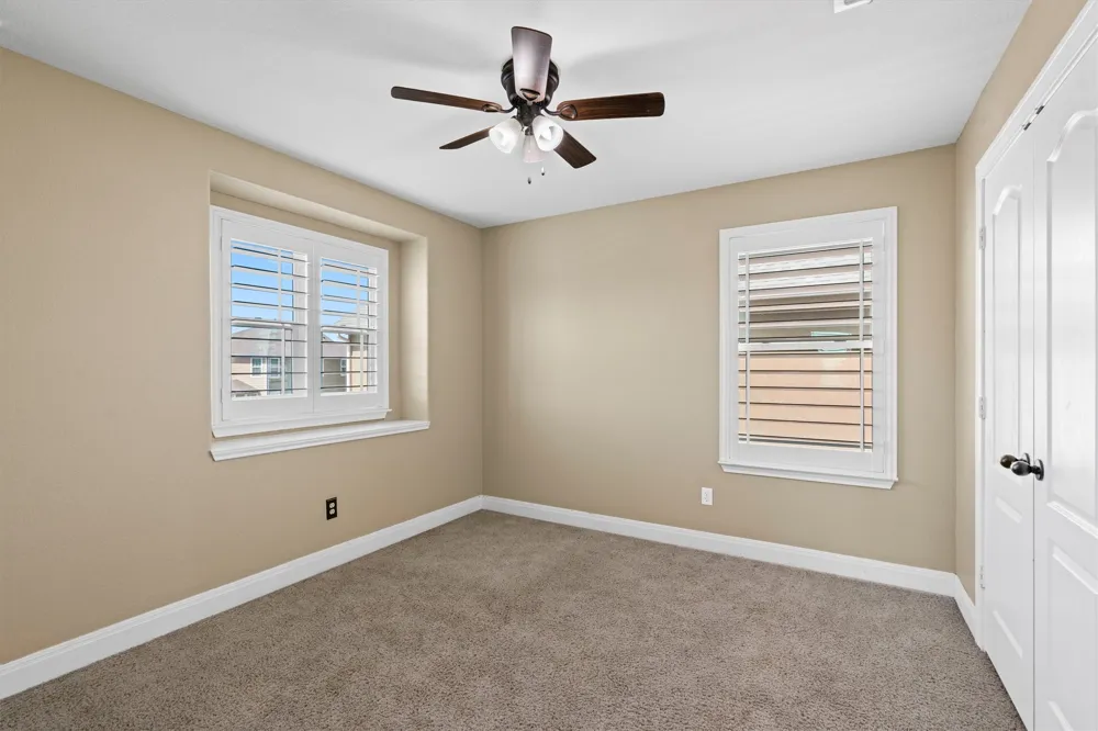 100 Speckle Park Drive Hutto, TX 78634