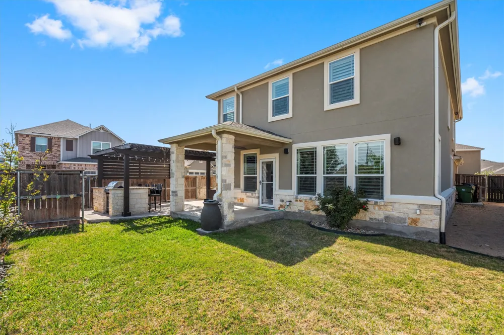 100 Speckle Park Drive Hutto, TX 78634
