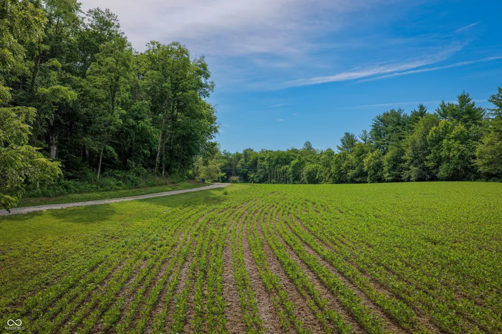 4200 County Road 1000 E Hope, IN 47246