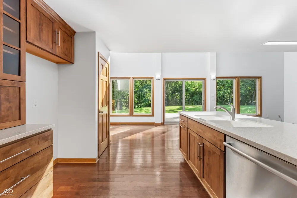 4200 County Road 1000 E Hope, IN 47246