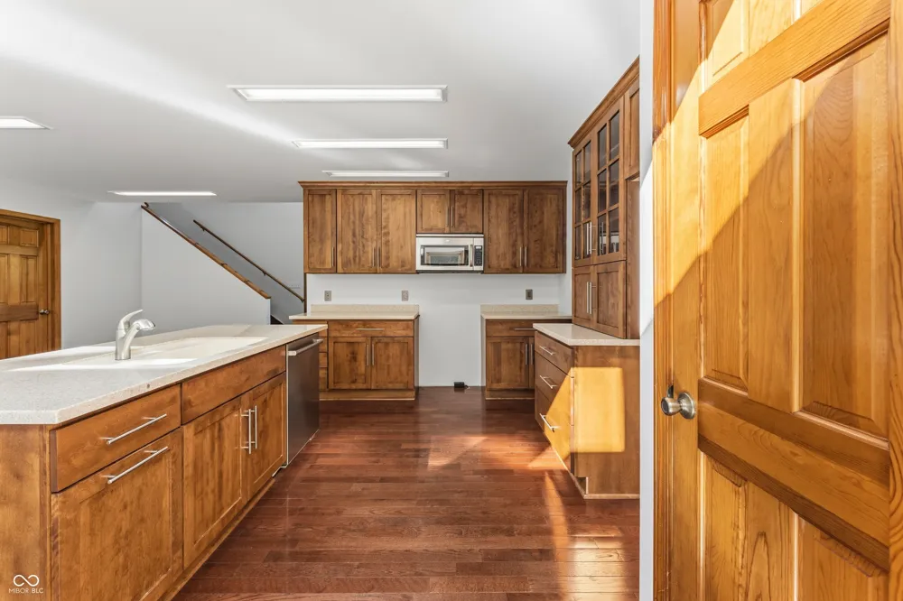 4200 County Road 1000 E Hope, IN 47246