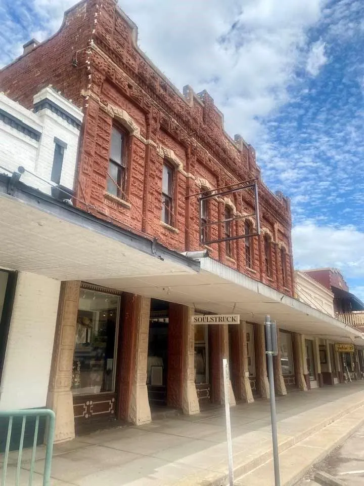 645 Monroe Street La Grange, TX 78945