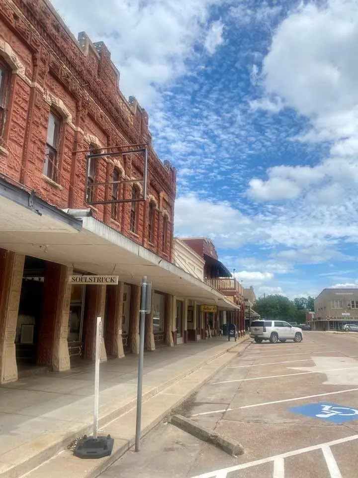 645 Monroe Street La Grange, TX 78945