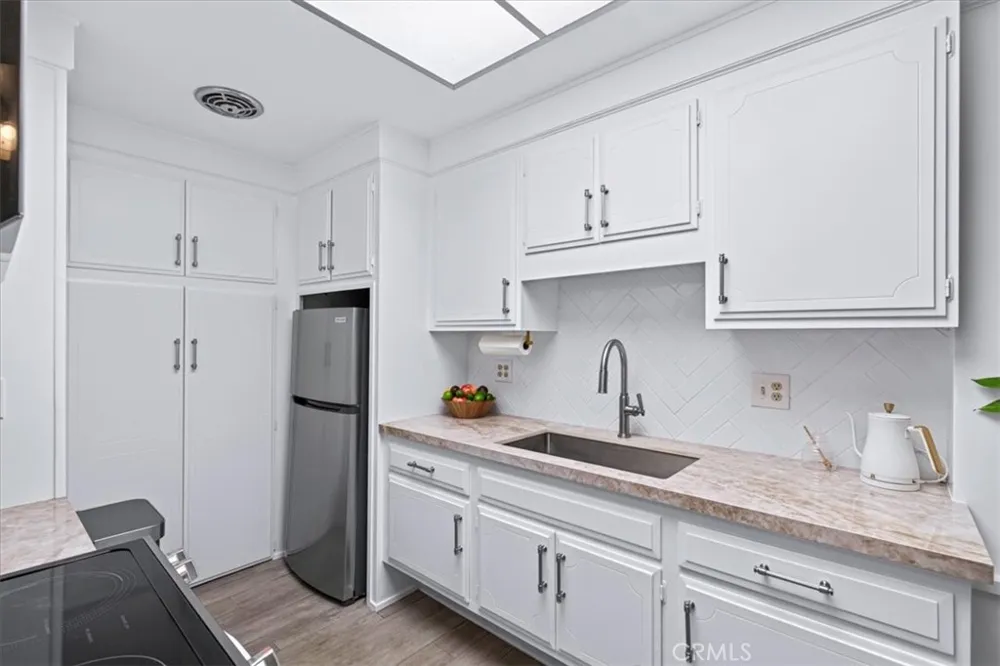 2257 Via Puerta #P Laguna Woods, CA 92637
