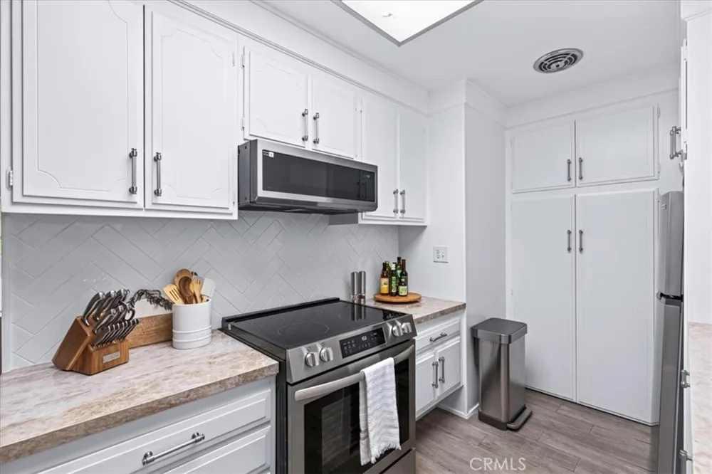 2257 Via Puerta #P Laguna Woods, CA 92637