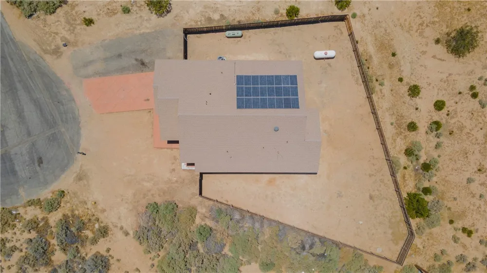 21741 Ives Court California City, CA 93505