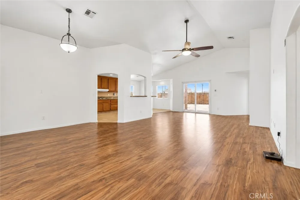 21741 Ives Court California City, CA 93505