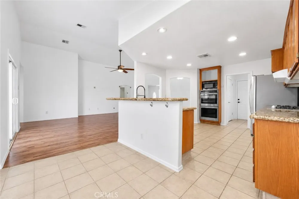 21741 Ives Court California City, CA 93505