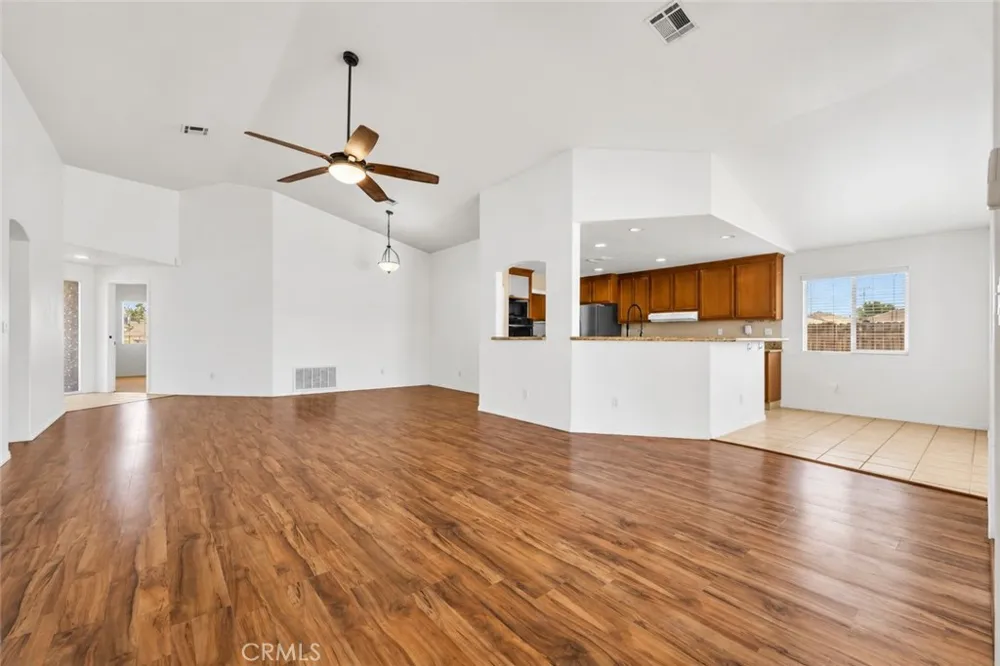 21741 Ives Court California City, CA 93505