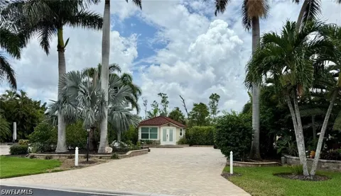 Southern Breeze Drive