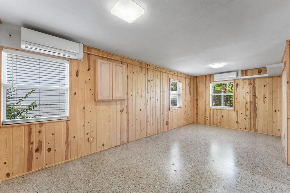 707 S Broadway Lantana, FL 33462