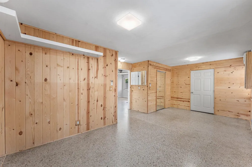 707 S Broadway Lantana, FL 33462