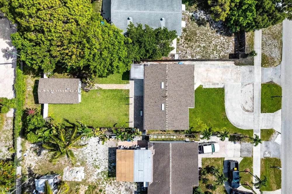 707 S Broadway Lantana, FL 33462