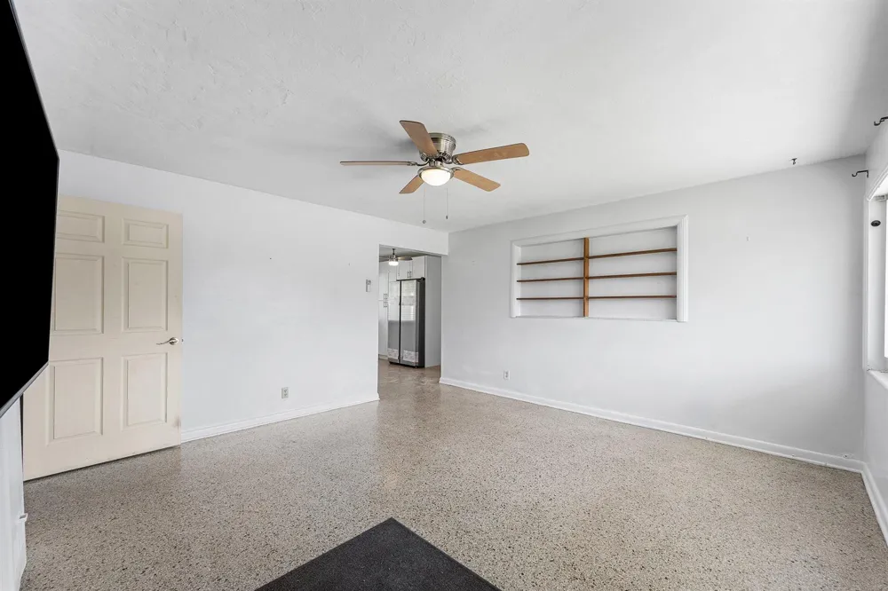 707 S Broadway Lantana, FL 33462