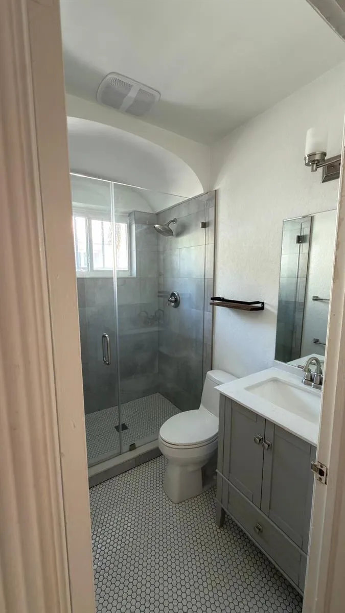 175 SW 25th Road Miami, FL 33129