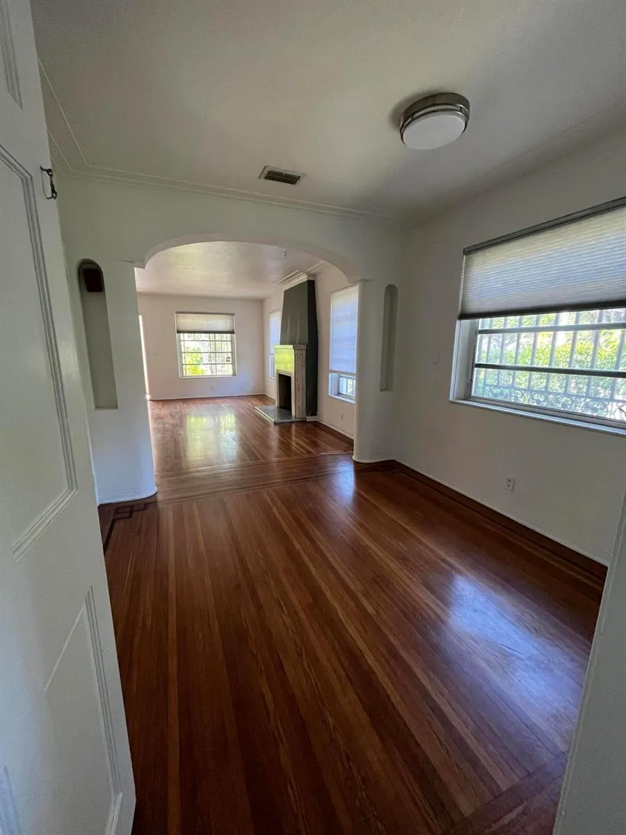 175 SW 25th Road Miami, FL 33129