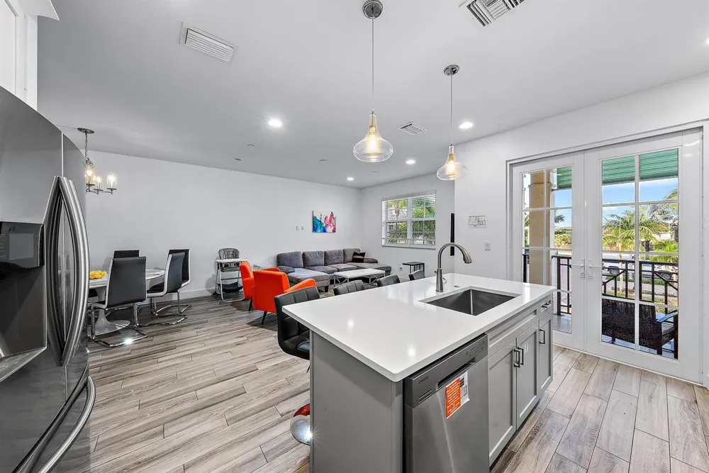 3770 County Line Road #C1 Tequesta, FL 33469