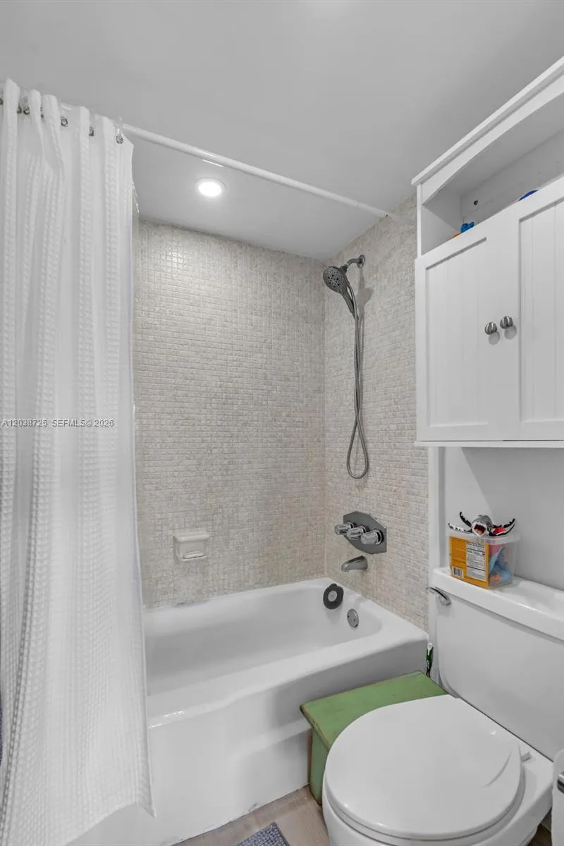 150 Ocean Lane Dr #7C Key Biscayne, FL 33149
