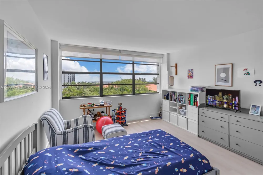 150 Ocean Lane Dr #7C Key Biscayne, FL 33149