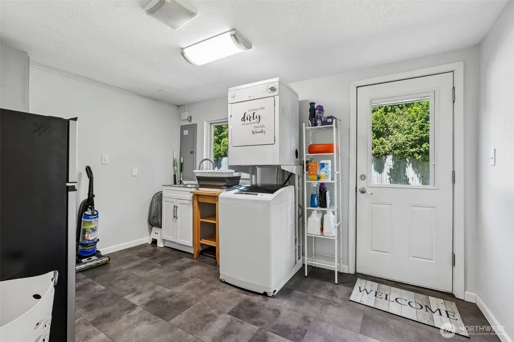 3002 NE 44th Street Vancouver, WA 98663