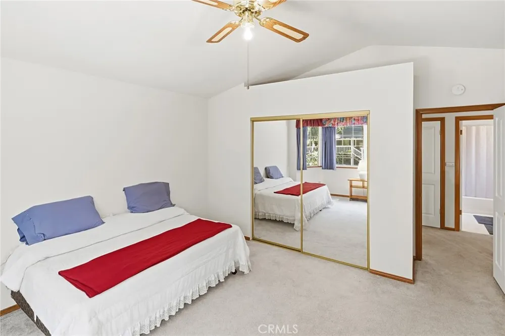 2543 Whispering Pines Running Springs, CA 92382