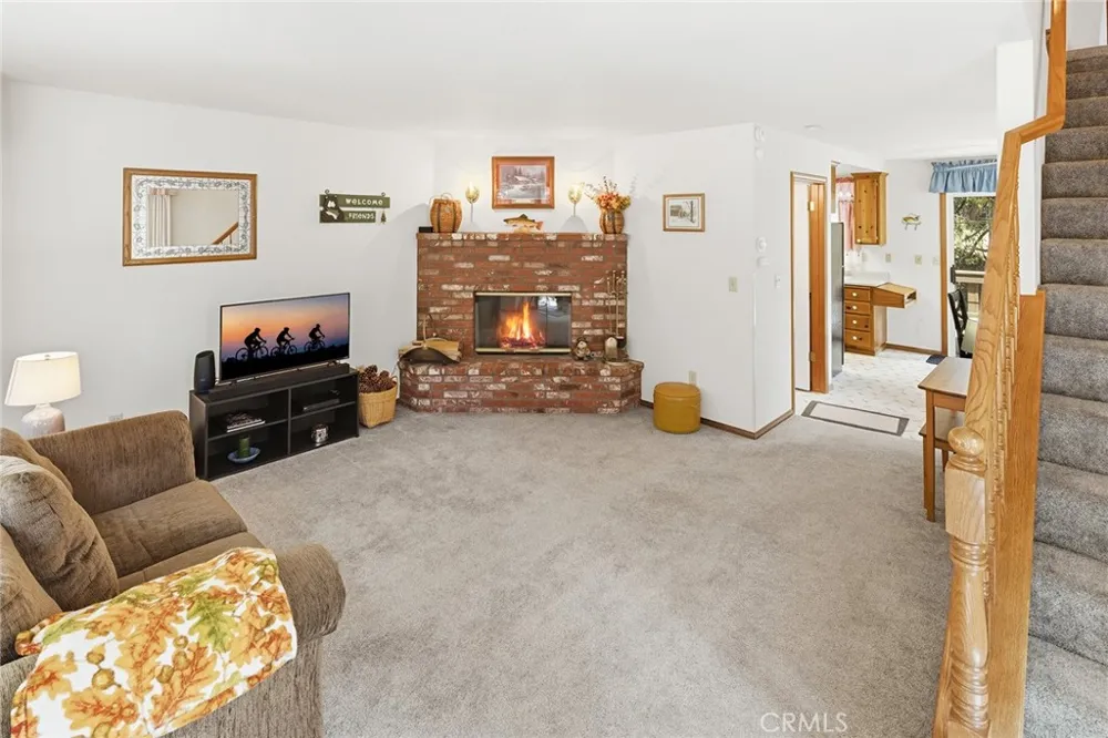 2543 Whispering Pines Running Springs, CA 92382
