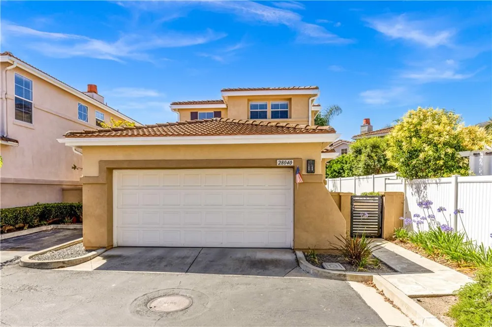 28040 Via De Costa San Juan Capistrano, CA 92675