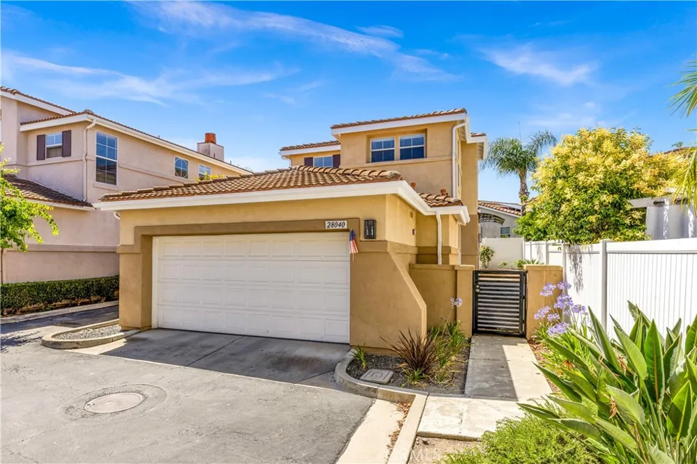 28040 Via De Costa San Juan Capistrano, CA 92675