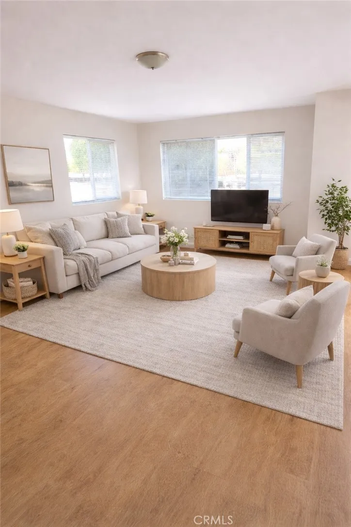 1236 Wilmington Wilmington, CA 90744