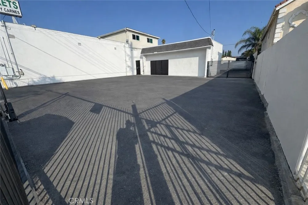 1236 Wilmington Wilmington, CA 90744