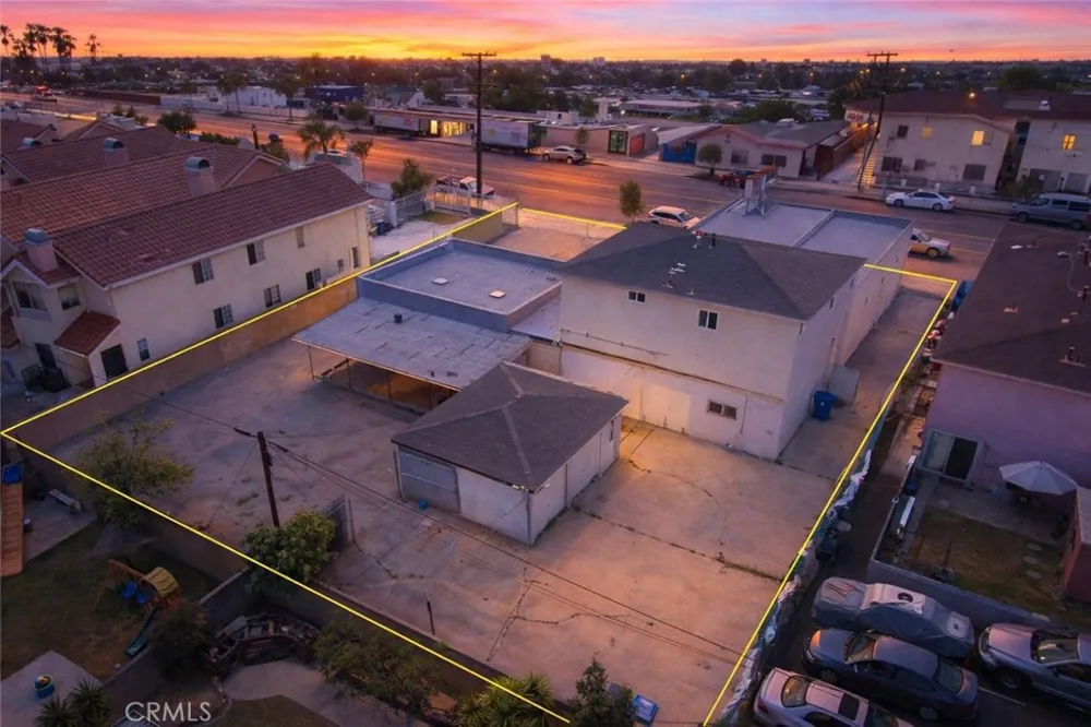 1236 Wilmington Wilmington, CA 90744