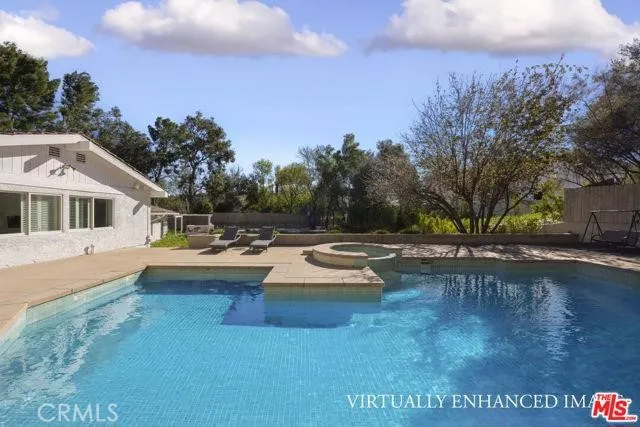 23760 Oakfield Hidden Hills, CA 91302