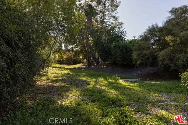 23760 Oakfield Hidden Hills, CA 91302