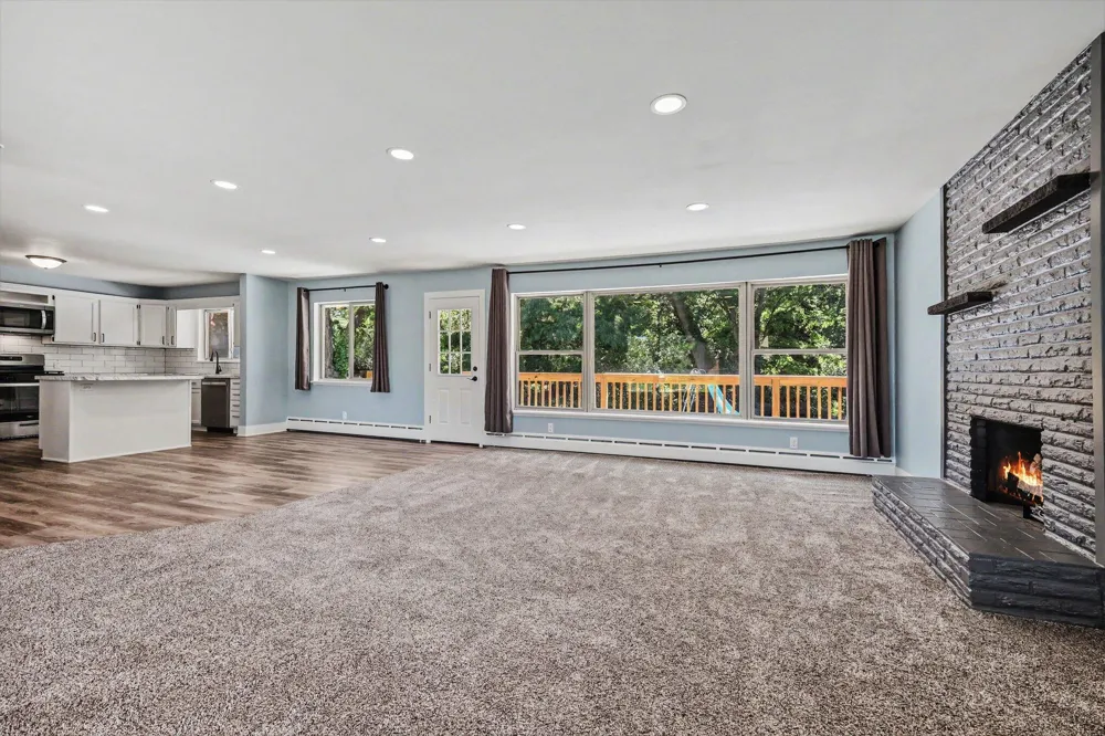 3990 S Big Spring Drive SW Grandville, MI 49418