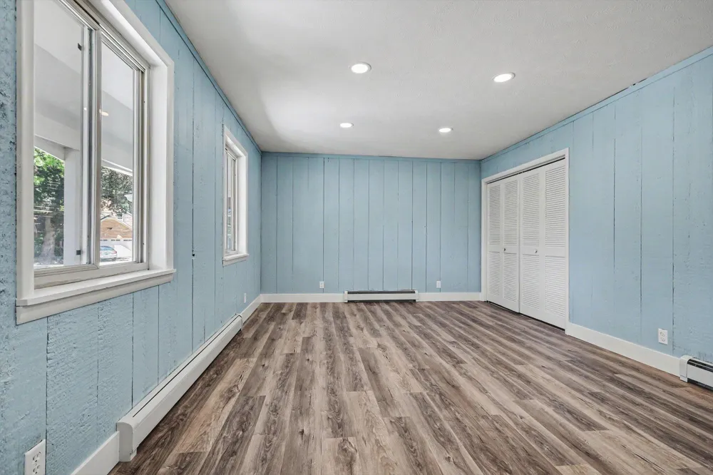 3990 S Big Spring Drive SW Grandville, MI 49418